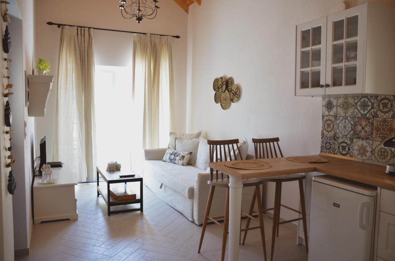 Samothrakis Michelangelo 101 Luxury Apartment Bagian luar foto